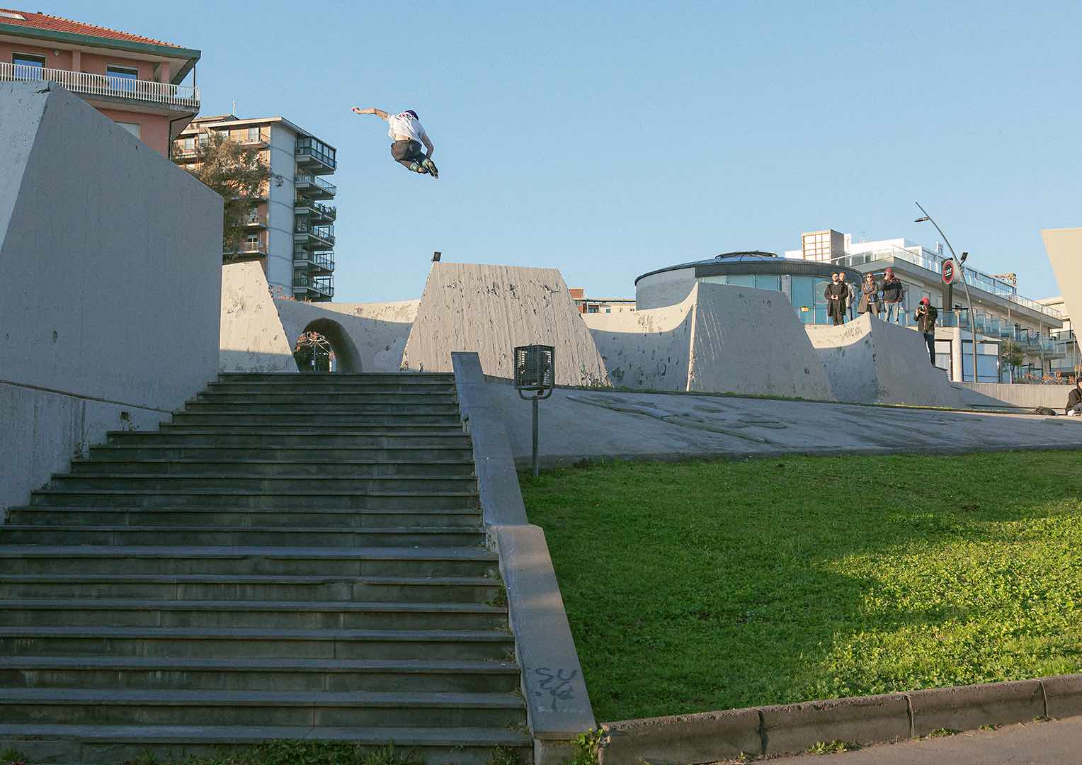 Roces Mizzica rollerblading